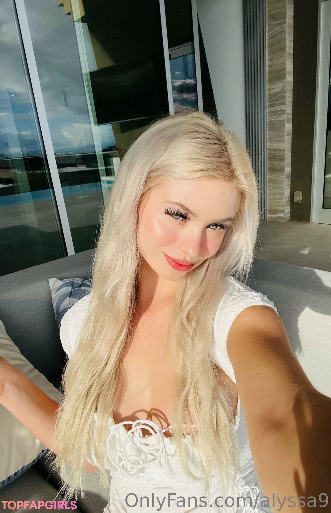 petite blonde milf onlyfans free porn img