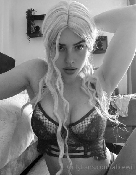 blonde cougar onlyfans art nude galleries