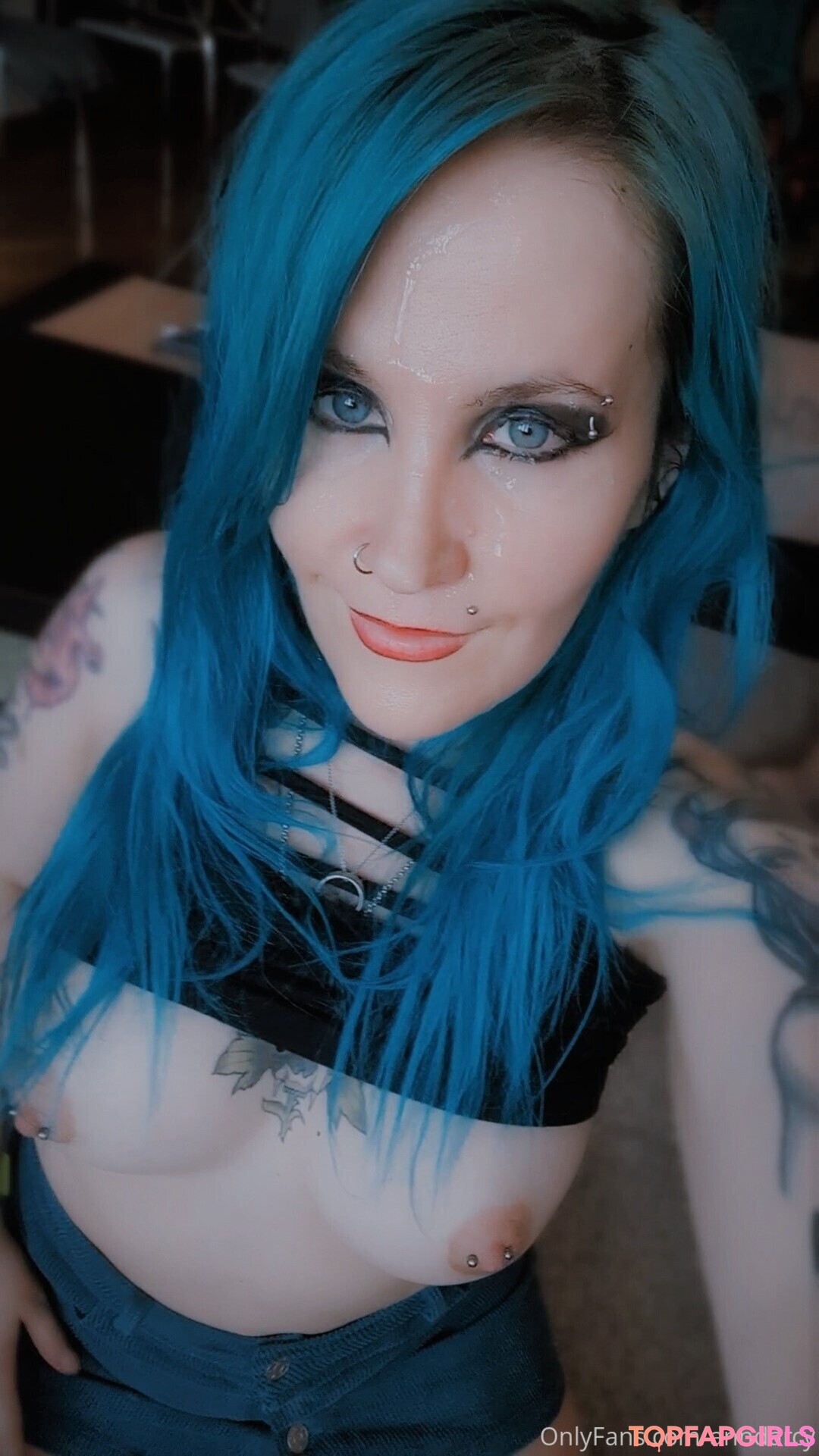 old mom onlyfans exclusive photos