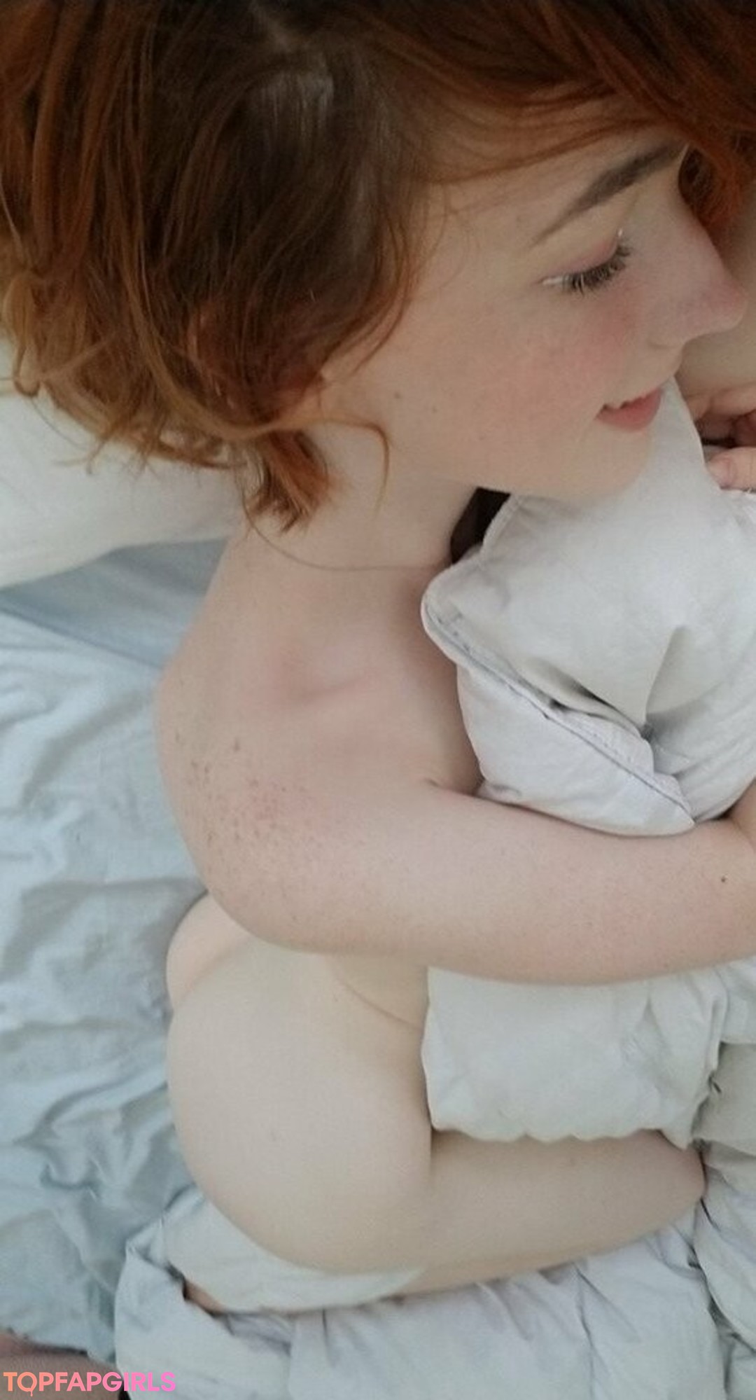 Snugglepunk sex actress pic