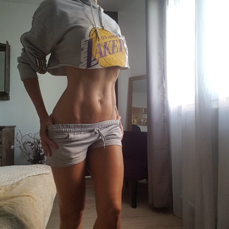 Prunelle fitgirl profile image