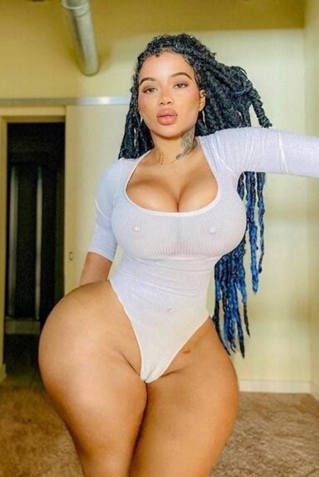 ebony milf onlyfans porno galleries