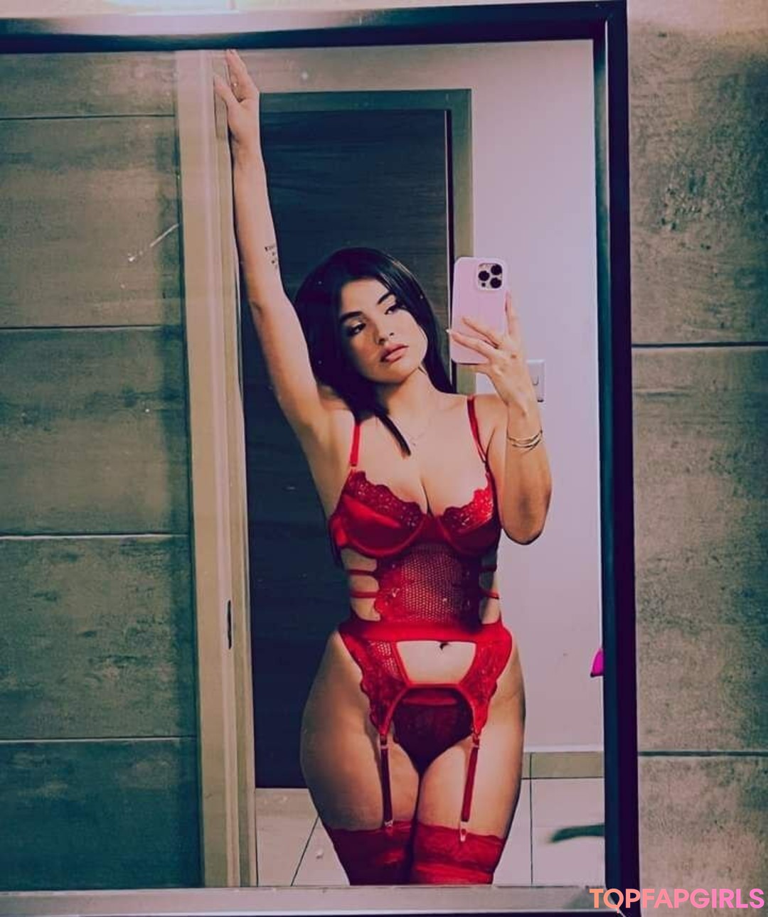 Gabygardez pretty pornstar img