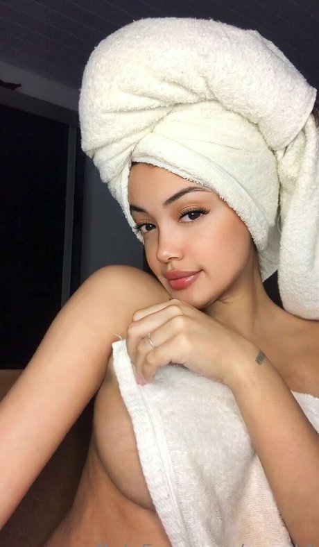 Camitor4 exclusive actress galleries