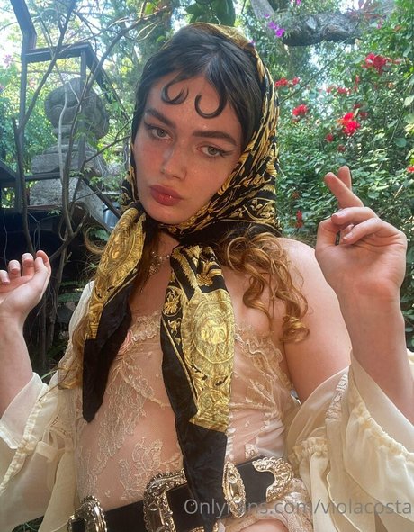 floraauclair nudes star picture