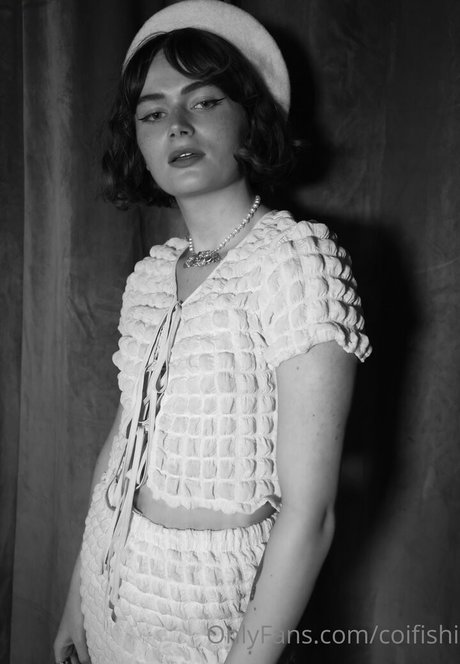 floraauclair pornstar adult photo