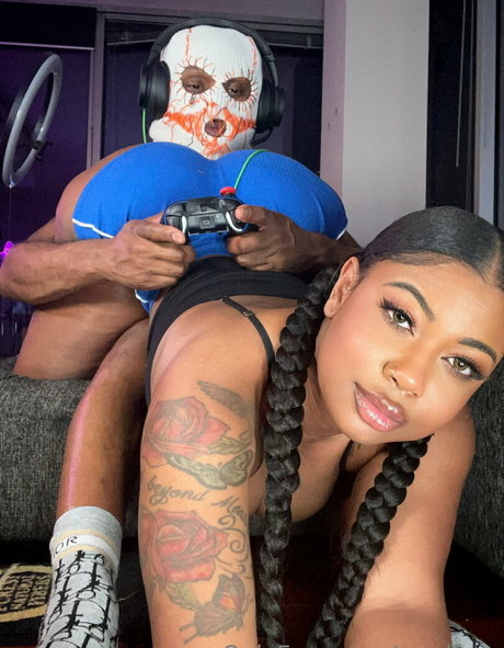 wwdfree nude star pictures