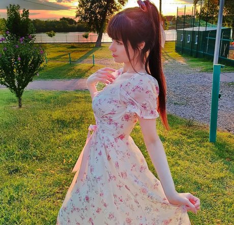 niki tyan17 high quality actress picture