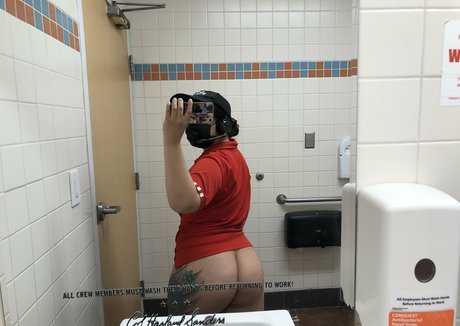 Daisyy x nice actress galleries