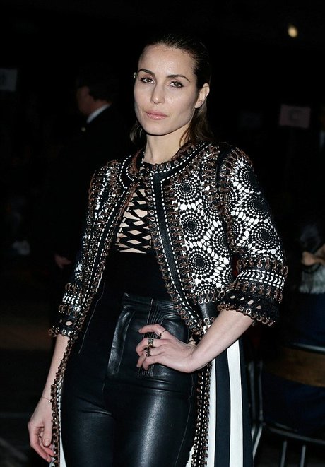 Noomi Rapace hot actress picture