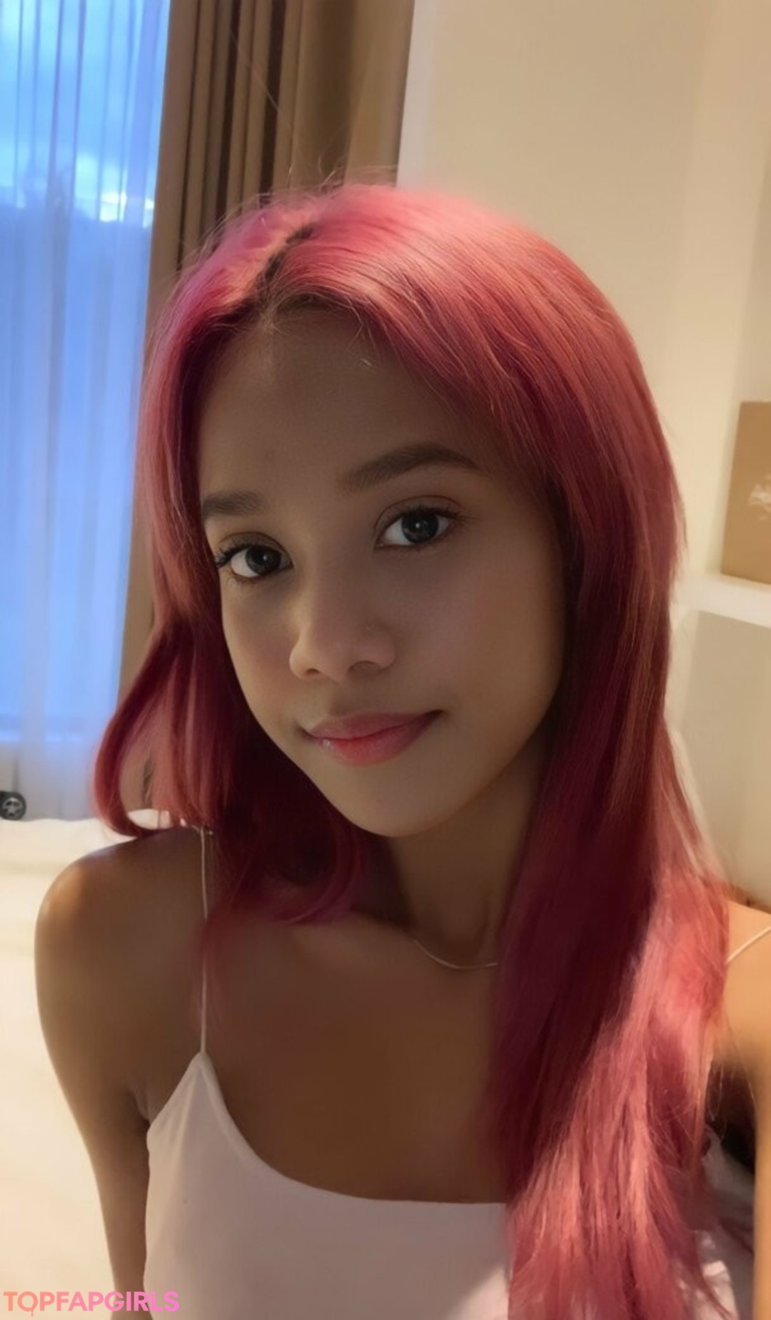 Rebecca Sheisbiru sexy model img
