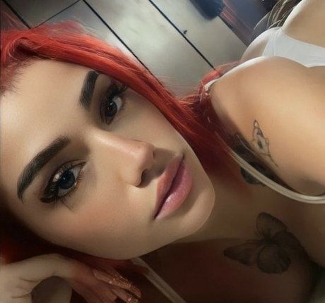 Azzy MC pornstar sex image