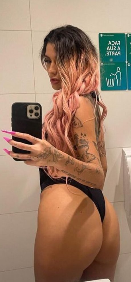 Azzy MC xxx pornstar photos