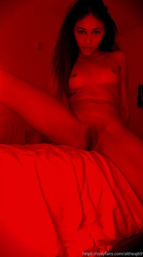 altheaj69 sex model archive