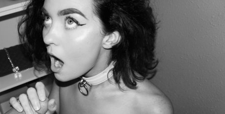 Savannahextrasmall xxx star img