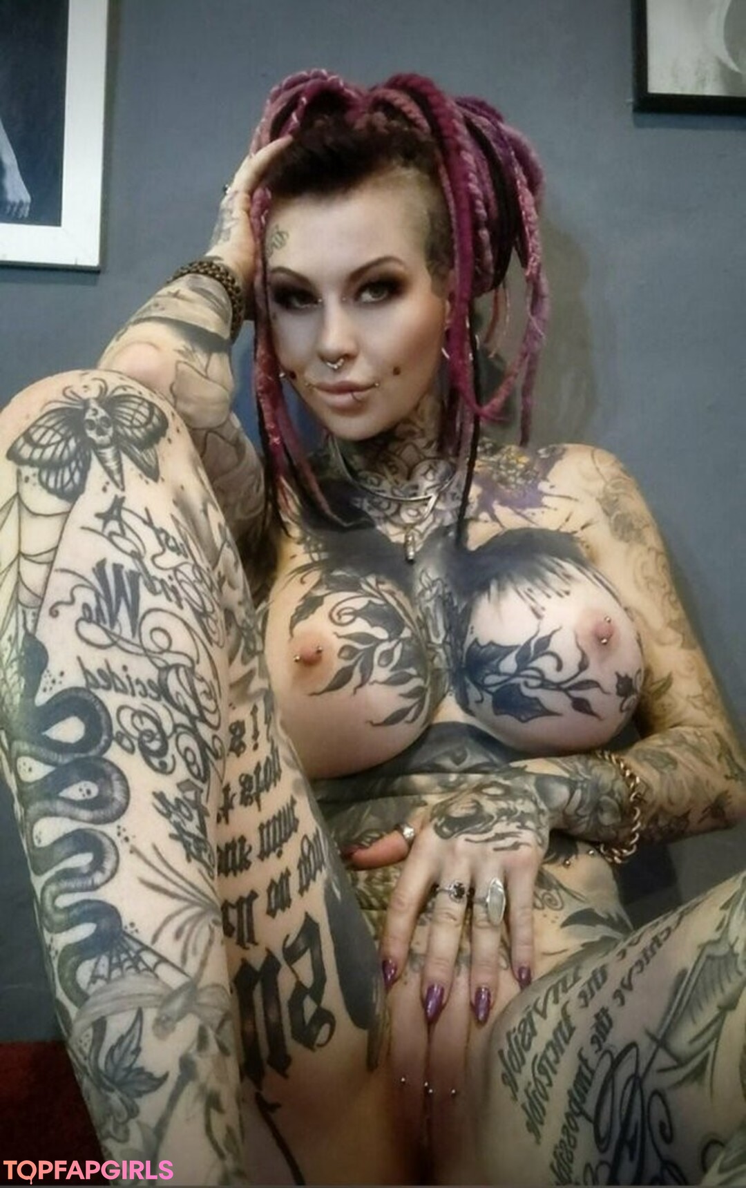 Pixta model pornographic gallery