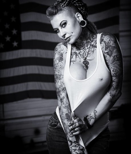 Pixta sex actress image