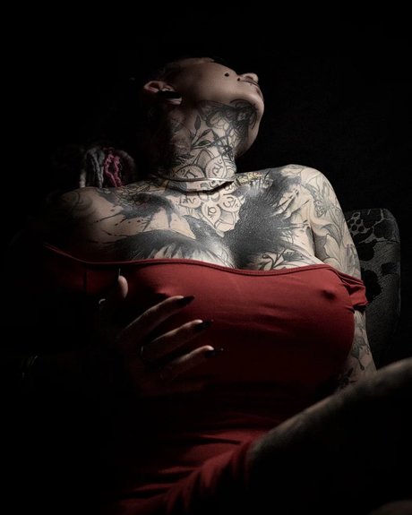 Pixta model erotic picture