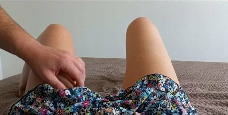 british braless hotwifex model naked image