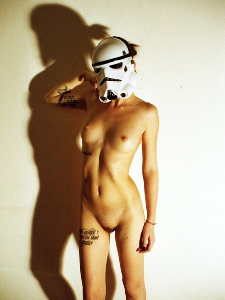 sisters onlyfans hot pic