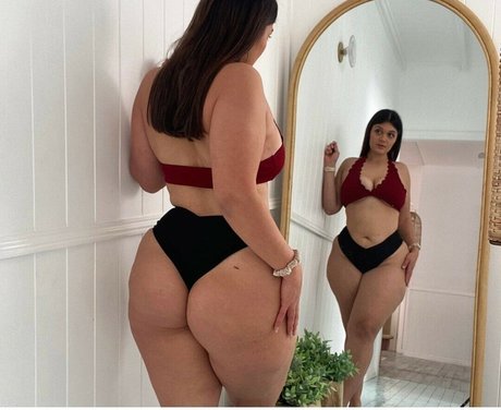 Xanthia Efthymiou star photo