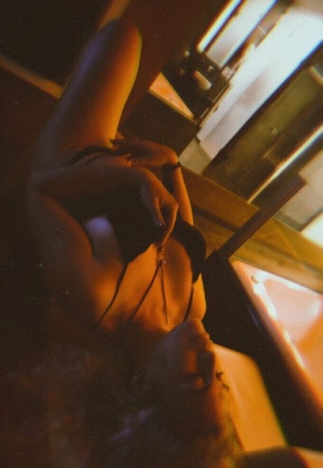 mtutsy pornstar naked images