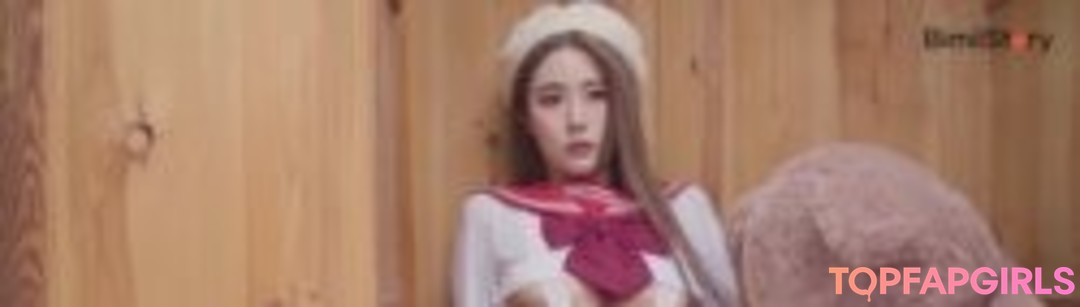 Bomi Girl Crush profile image