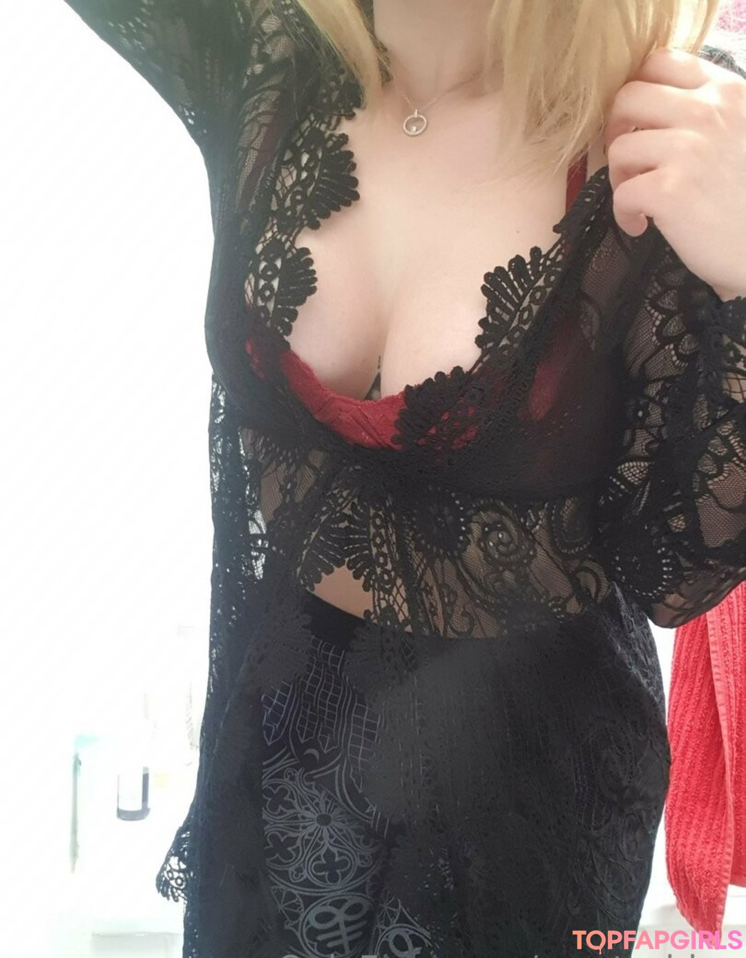 mysty binx pretty actress gallery