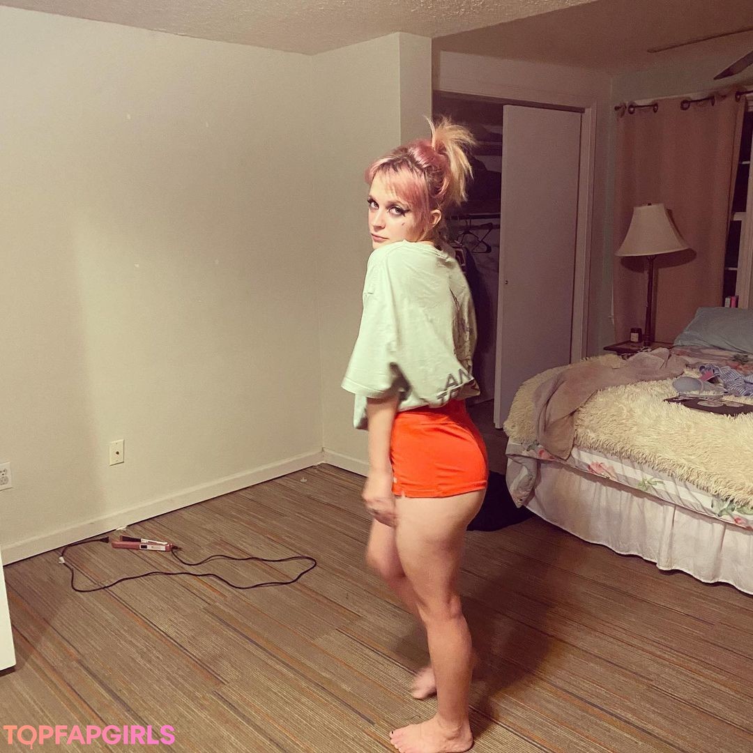 asian milf onlyfans erotic image