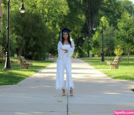 Iman Moosa xxx actress photo