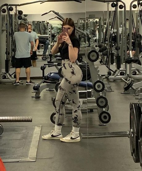 ell8ta star art picture