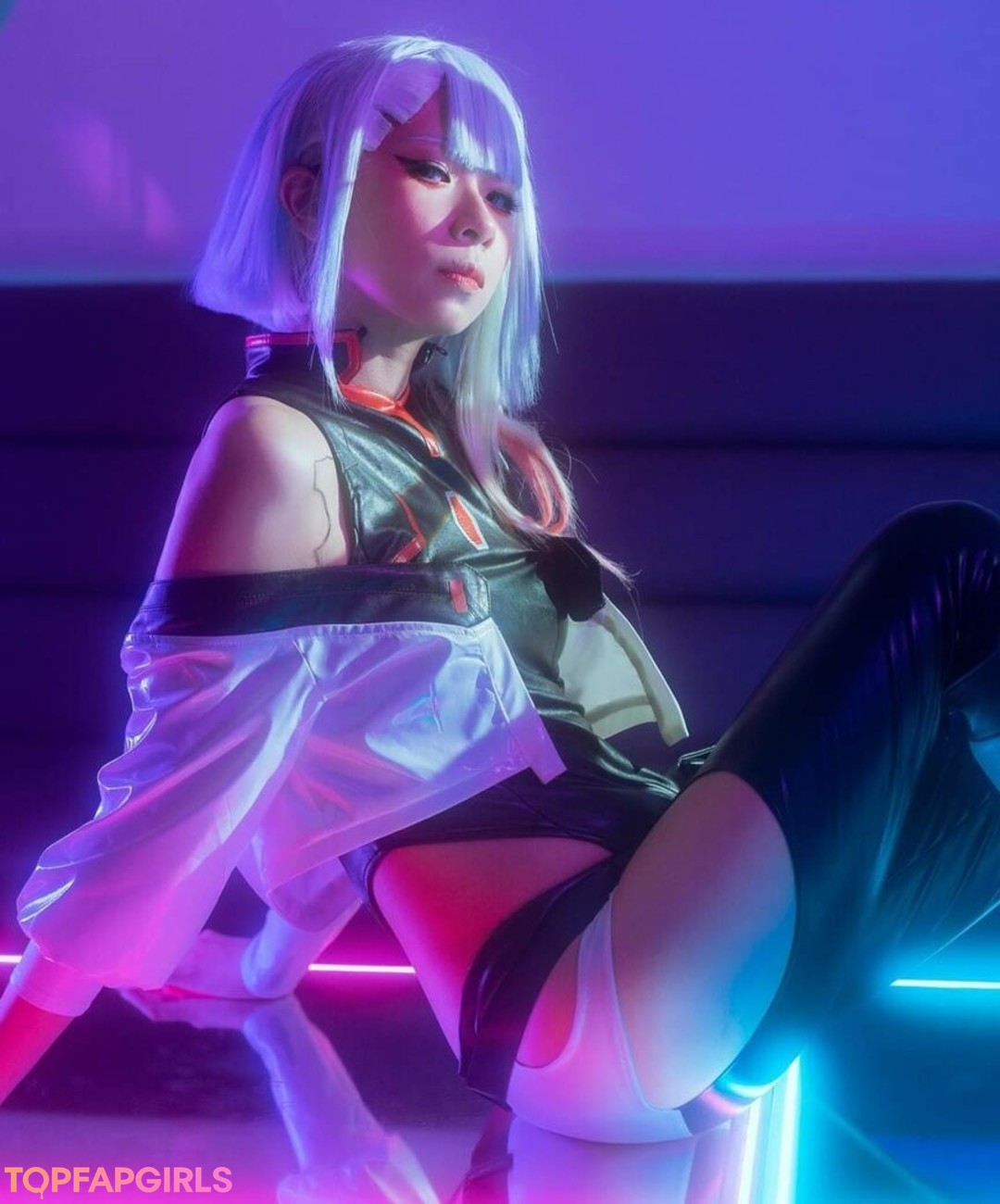 Ristelle Rin star adult picture