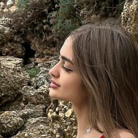 Iuliana Beregoi model pornographic images