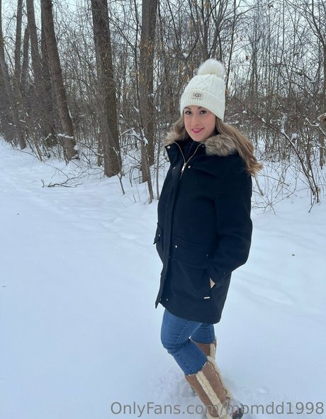 momdd1998 model pretty archive