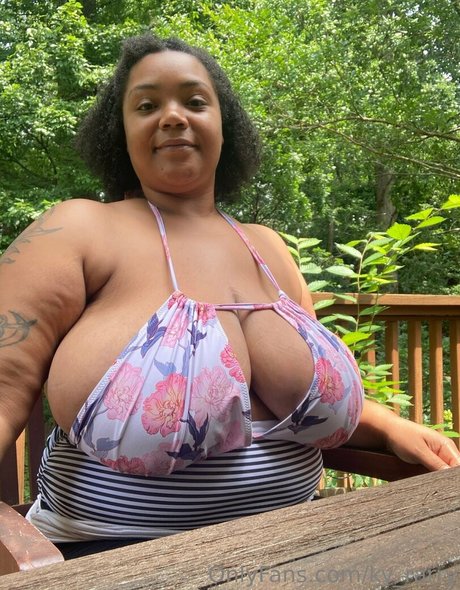 ky rarry pretty actress img