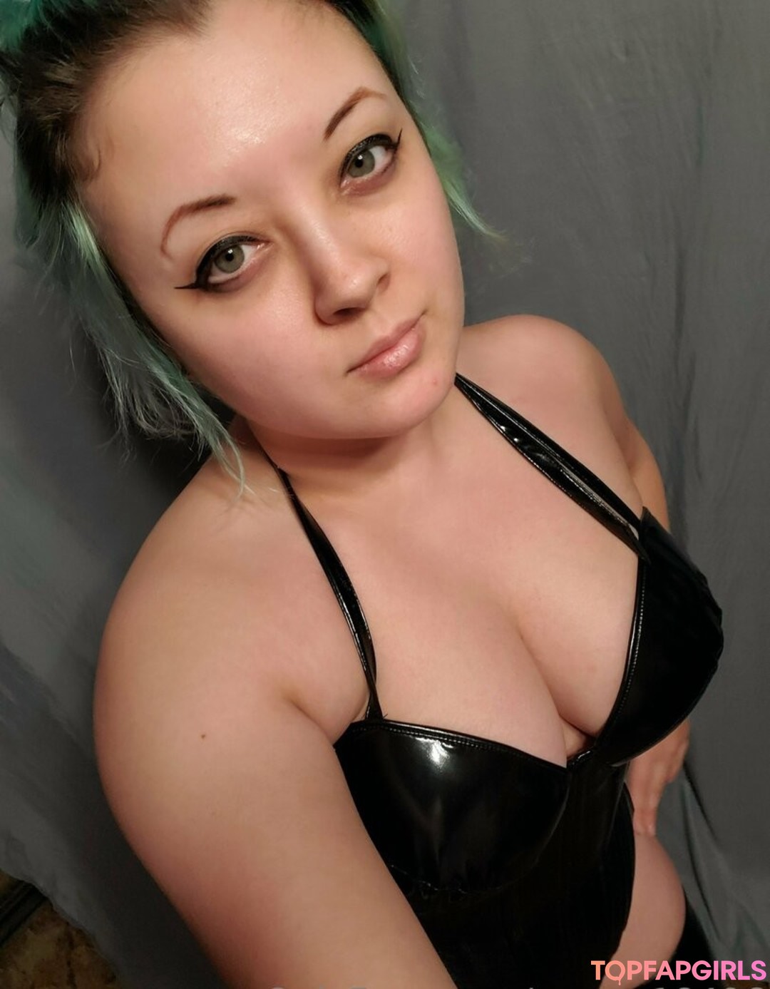 amateur blonde onlyfans top gallery