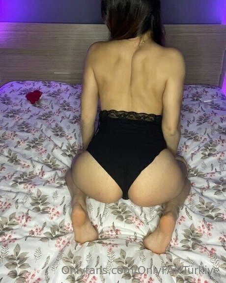 stepdaughter onlyfans sexy xxx pic