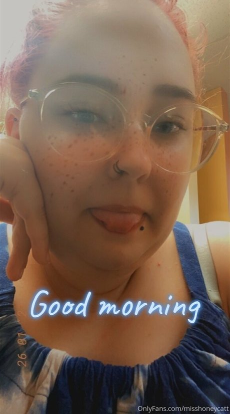 misshoneycatt pornographic model images