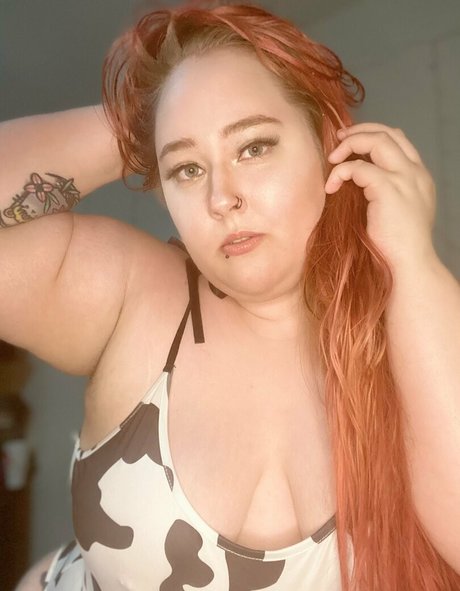 misshoneycatt star exclusive picture