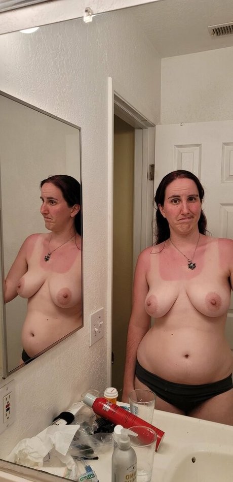 black hair milf onlyfans beautiful nude gallery