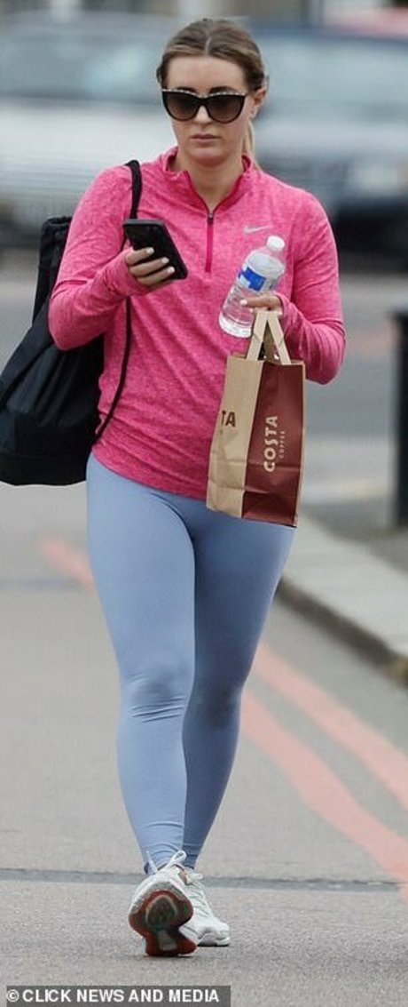 Dani Dyer star nude archive