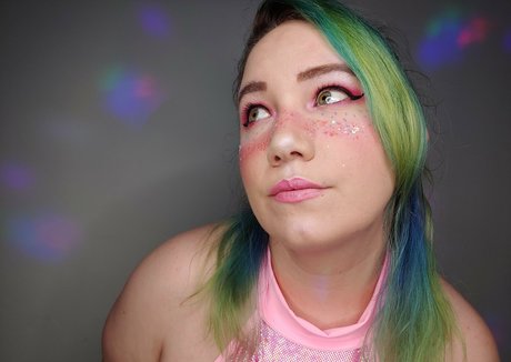 gwenpie nude pornstar photo