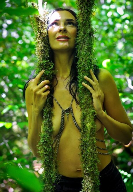 yladoyla star hot galleries