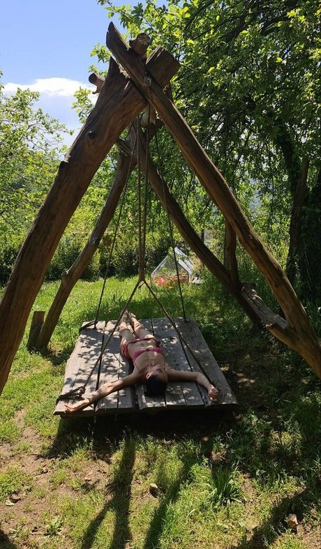 yladoyla top profile image