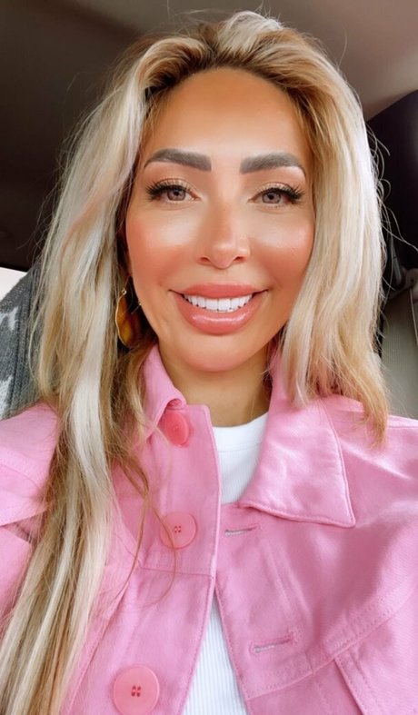 busty teen onlyfans art xxx gallery