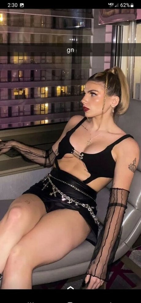 Baileyspinn model pornographic images