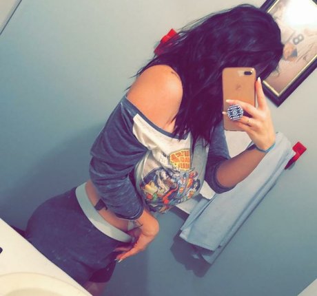 Raychulrae nude actress image