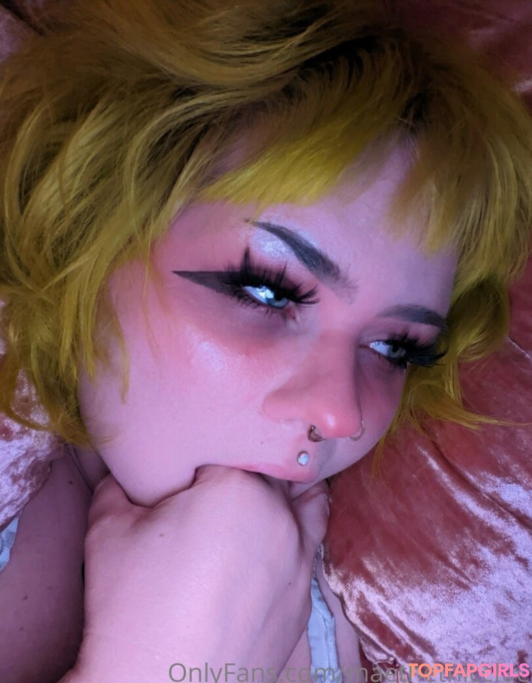 nude girls onlyfans beautiful naked img