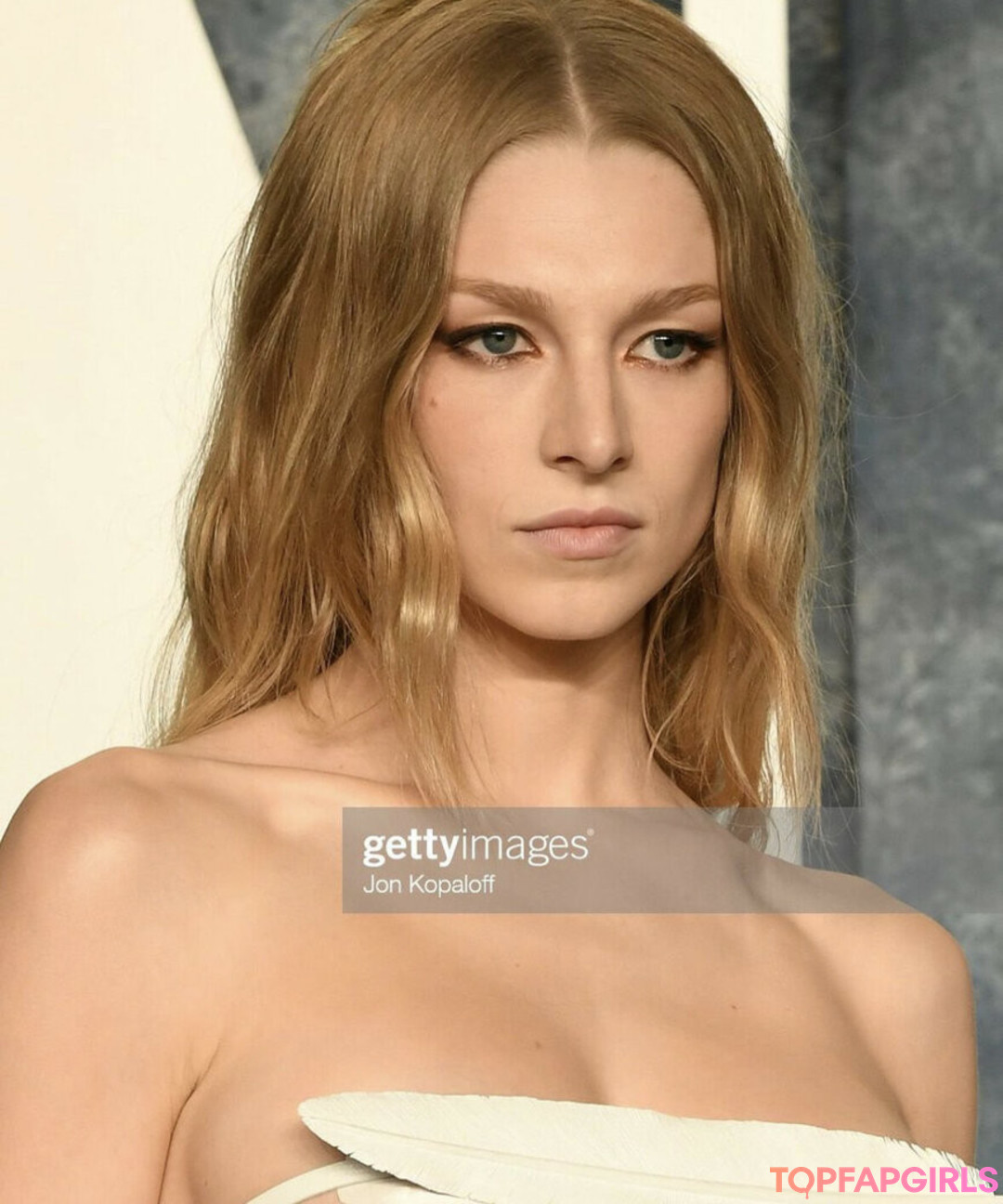 Hunter Schafer erotic actress photos