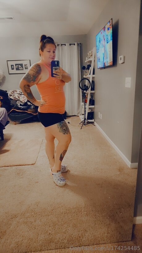 CurvyPeach pornstar adult archive